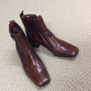 Sesto Meucci Brown Leather Ankle Boots